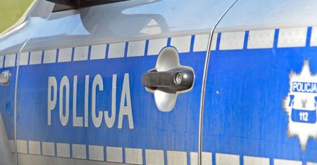 Wypadek w Maszewie Dużym. Kobieta trafiła do szpitala po zderzeniu Suzuki z Oplem