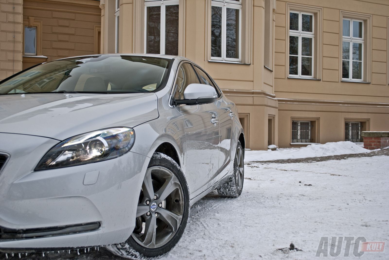 Volvo V40