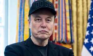 AI napisze historię starożytnego Rzymu? Elon Musk zainwestował