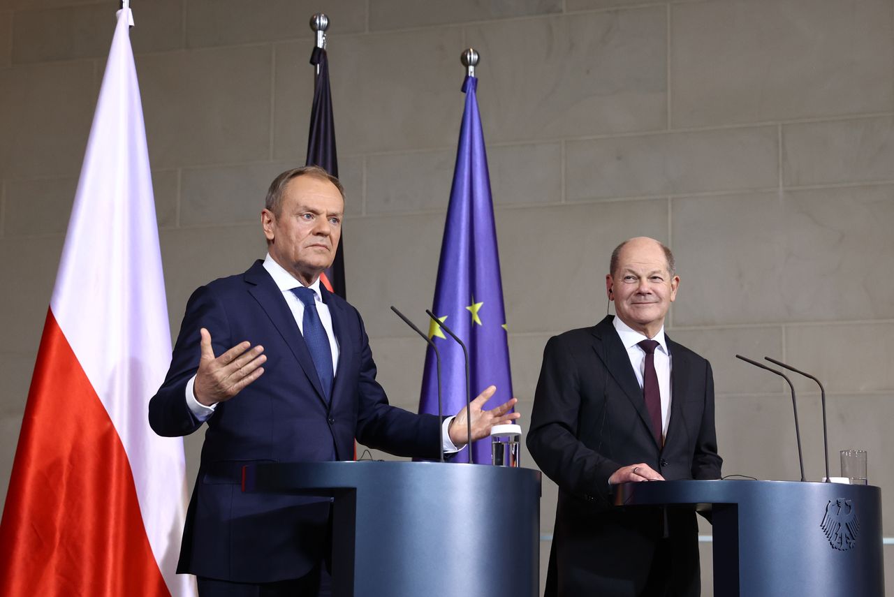 "100 głowic. Może więcej". Tusk mówi o zagrożeniu z Królewca