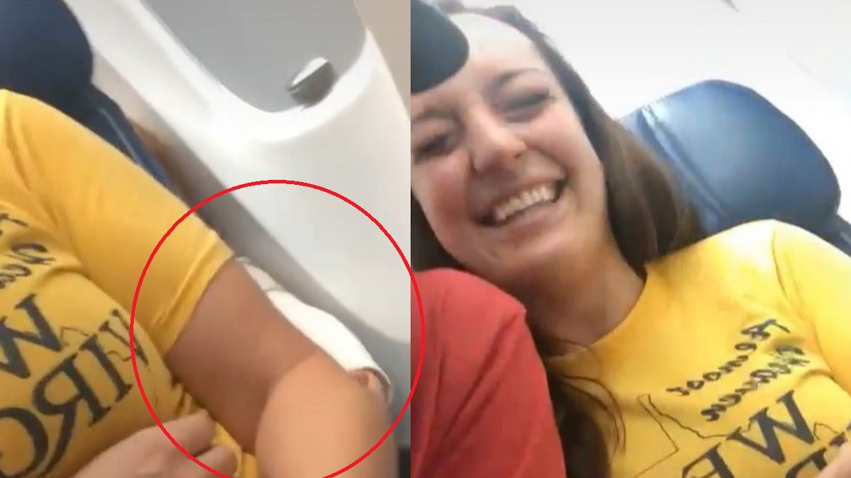 Nietypowa sytuacja w samolocie. Kobieta zrywała boki ze śmiechu. 