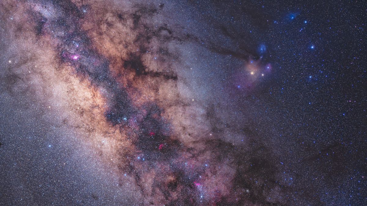 Dlaczego wszechświat istnieje? Naukowcy szukają odpowiedzi