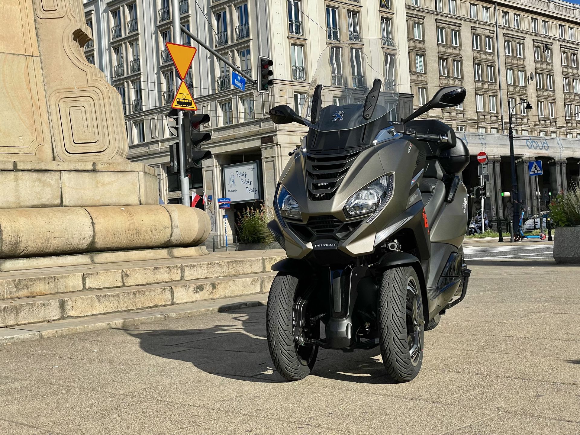 Peugeot Metropolis 400