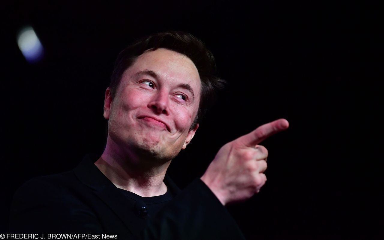 Elon Musk usuwa konto na Twitterze