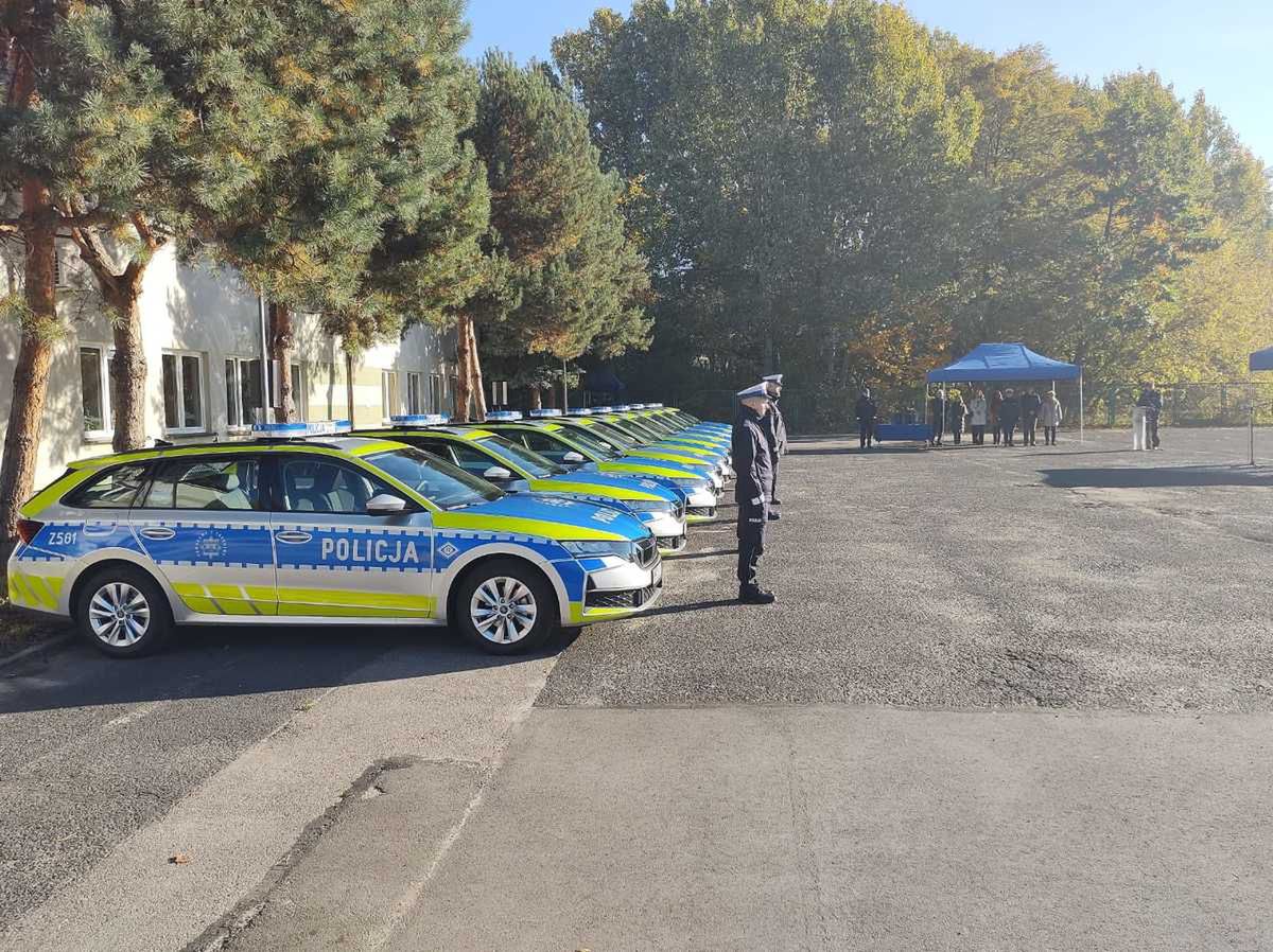 Nowe radiowozy policji