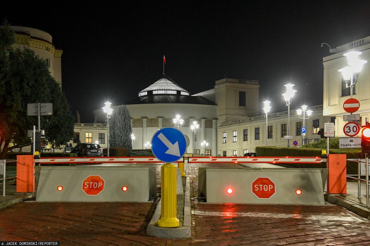 Sejm. Będzie nowa brama wjazdowa. Finał przetargu