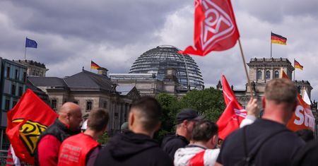 Stanęły fabryki w Niemczech. Pracownicy Mercedes-Benz mają dość
