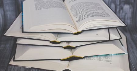 Lektury - klasa szósta (rok szkolny 2021/2022). Które pozycje są obowiązkowe?