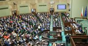 "Ja, naturlich". Poseł PiS nie dokończył swojego wystąpienia