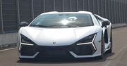 Lamborghini Revuelto w akcji na drodze. Zobaczcie, jak wygląda i brzmi