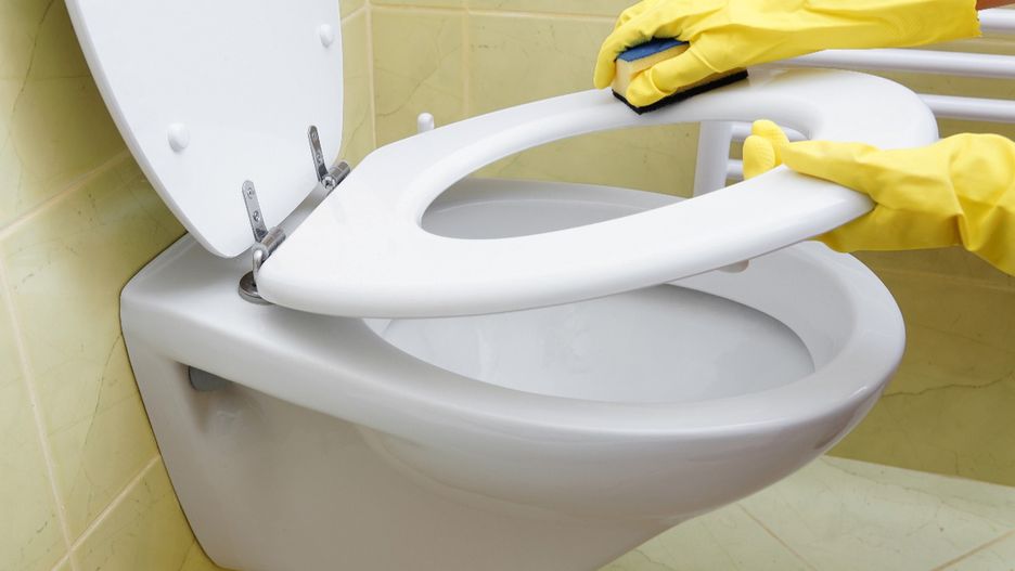 W prosty sposób można pozbyć się brzydkiego zapachu w łazience