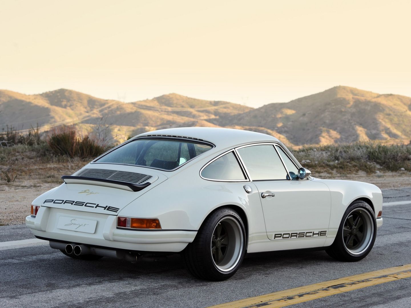 Singer Porsche 911 - król współczesnych klasyków 56