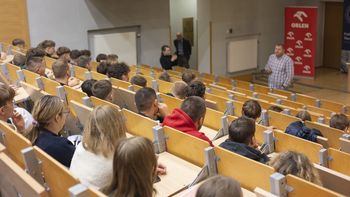 E-paliwa, matematyka i fake newsy. Ciekawe wykłady na Politechnice Warszawskiej w Płocku