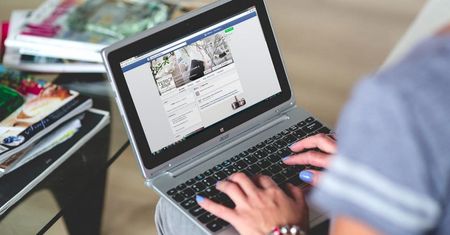 Koniec Facebooka jest równie odległy jak koniec narzekań na niego