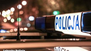 Brutalny atak w Żaganiu. 37-latek kopał kobiety i groził im śmiercią, użył też siekiery