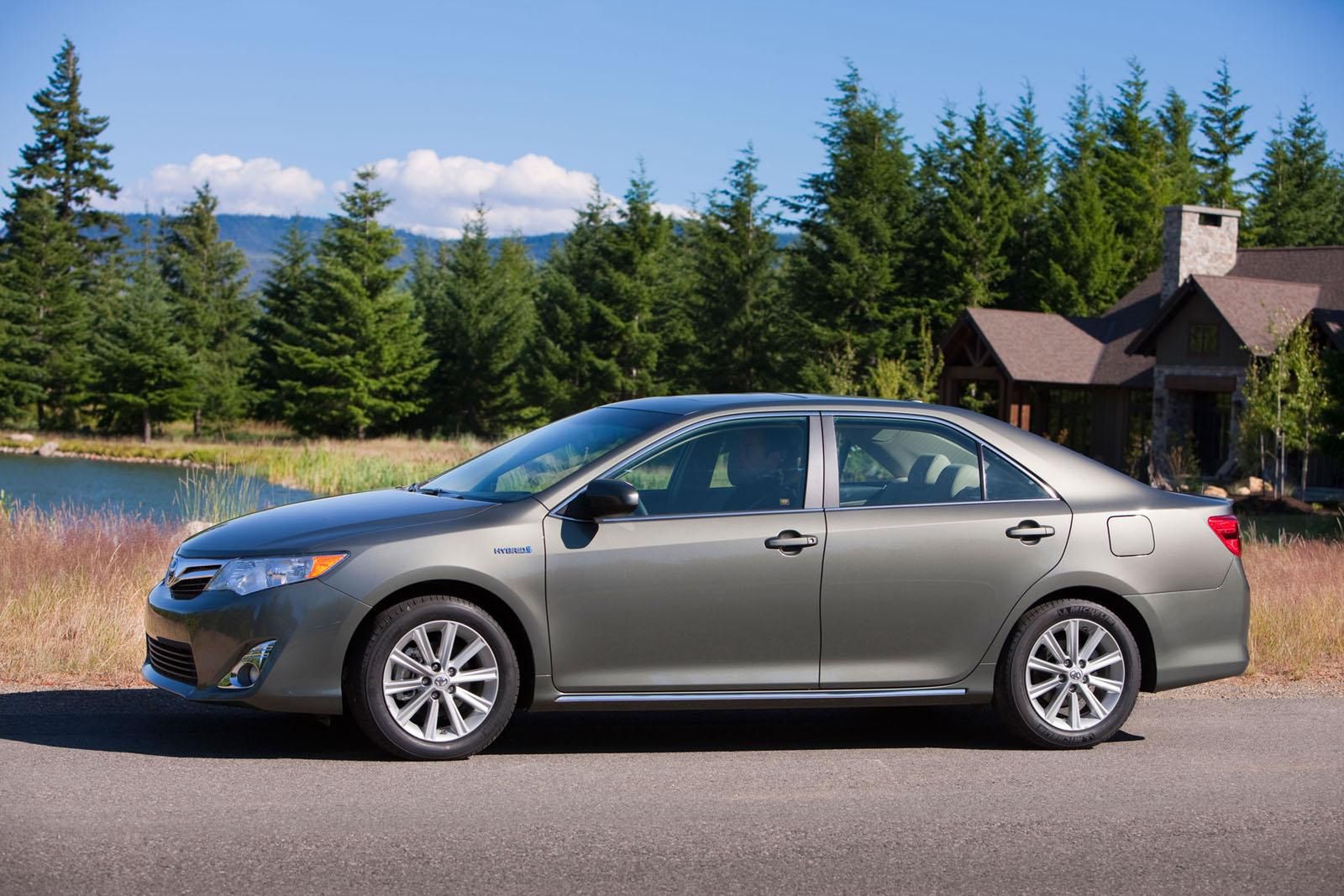 Toyota Camry 2012