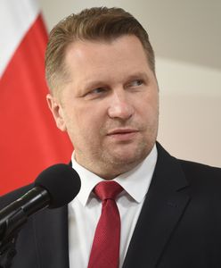 Szkoły po wakacjach. Wiceszef MEiN rozwinął słowa Przemysława Czarnka