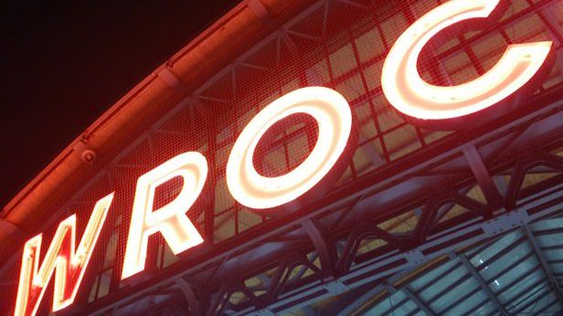 7 rad, jak zrobić smartfonem lepsze zdjęcia nocą w mieście [poradnik] 1