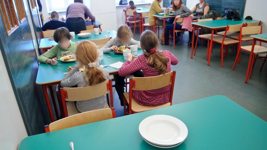 Afera w szkole w Lublinie. Nauczyciel pojawił się w szkole mimo kwarantanny