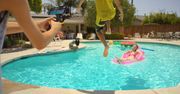 DJI Osmo Mobile zapewnia 3-osiową stabilizację podczas kręcenia smartfonem