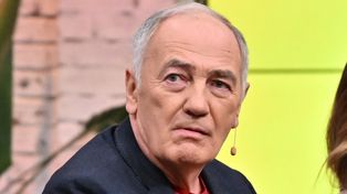 Karol Strasburger został ojcem w wieku 72 lat. Mówi wprost: "Dziecko zaczyna układać nam życie"