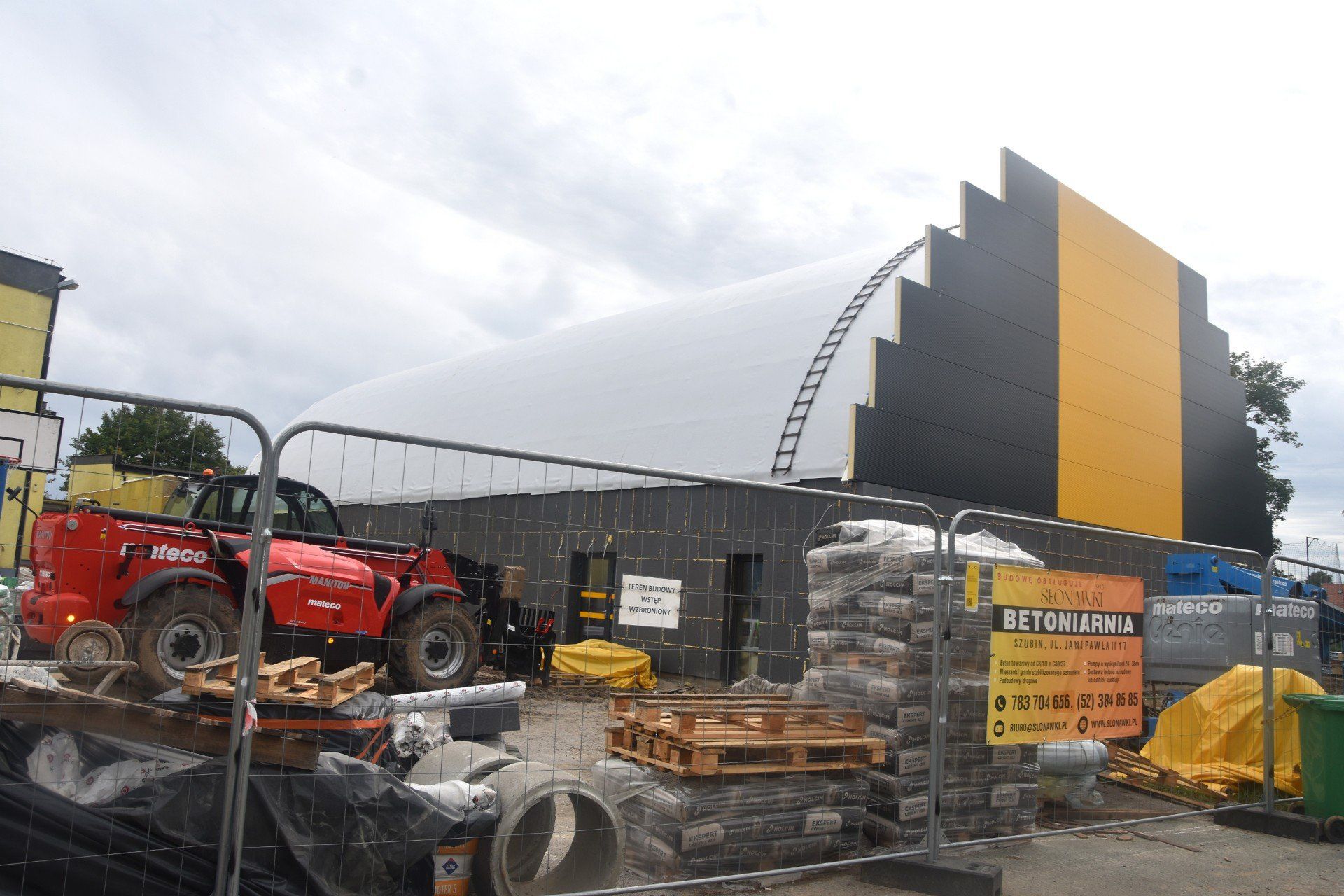 Baza sportowa SP nr 2 w Szubinie