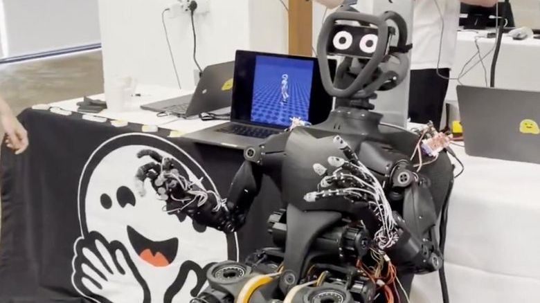 HopeJR i Reachy Mini