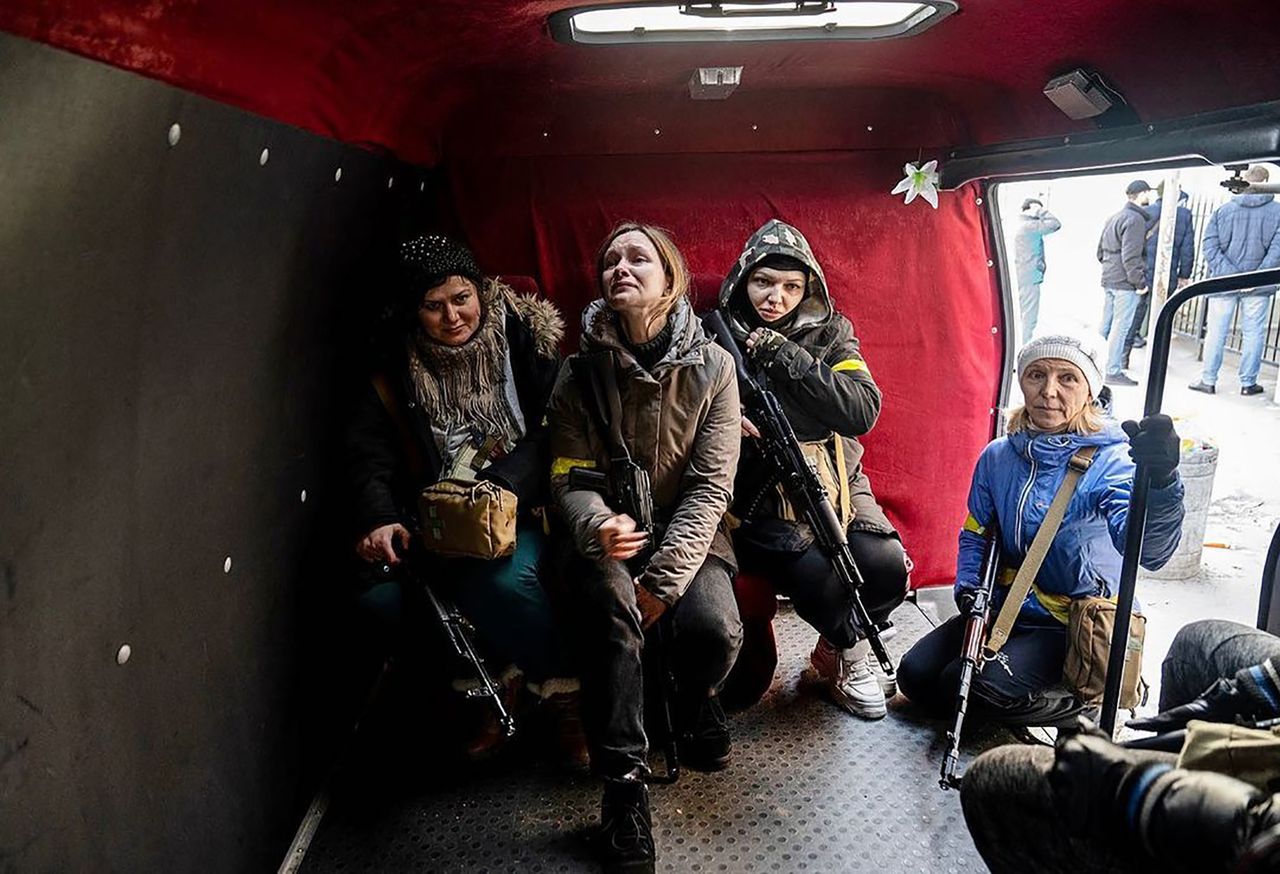 Wojna w Ukrainie: Znana fotografka niczego się nie boi. Jej praca jest ekstremalnie ważna