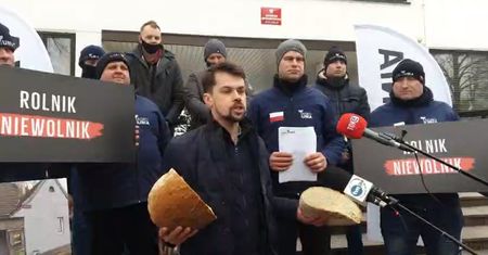 Ubezpieczenia rolników. Agrounia będzie walczyła z pomysłem ozusowania ich działalności