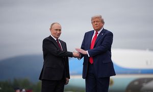 Trump widzi interes, Putin korzyść dla Rosji. Rozmowy o wojnie w Ukrainie utknęły