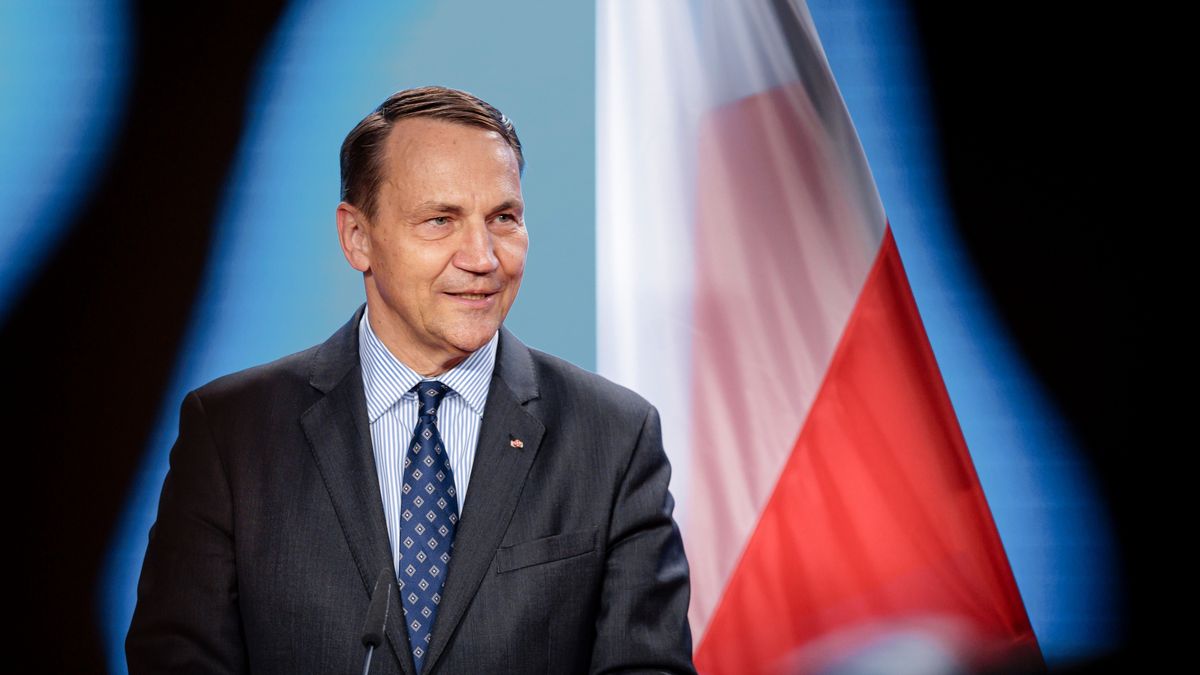 Sikorski: przeznaczamy 15 tys. dol. rocznie na każdego amerykańskiego żołnierza