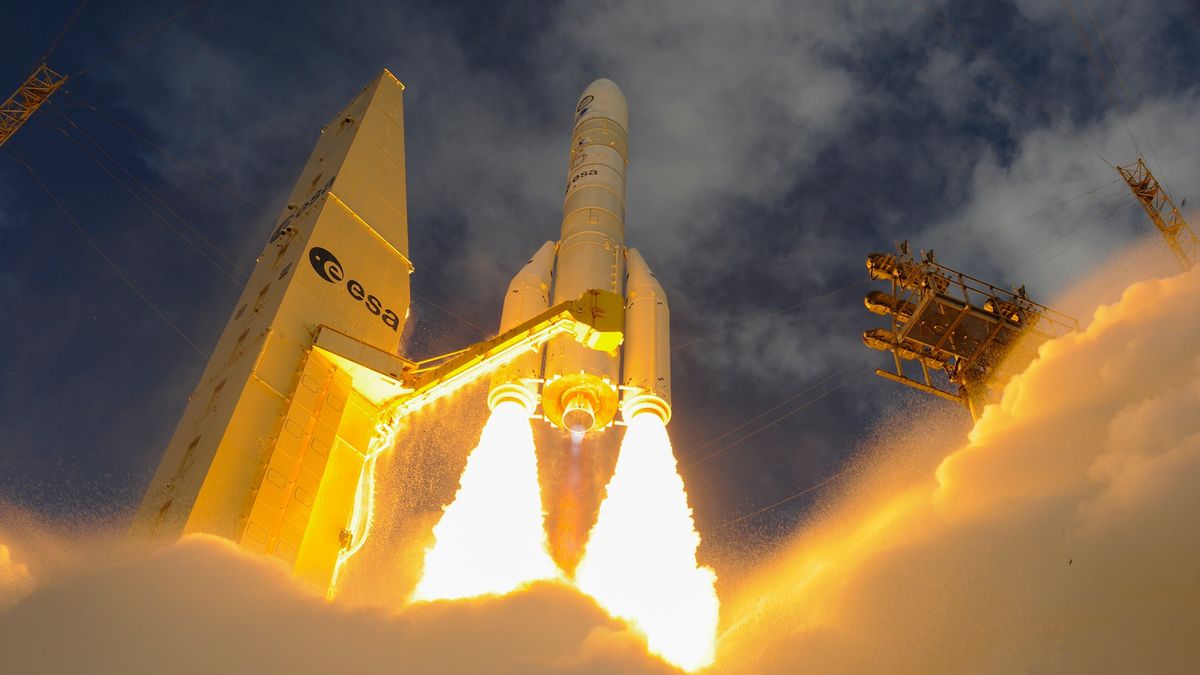 Start rakiety Ariane 6 z kosmodromu w Gujanie Francuskiej.