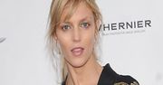 Anja Rubik w podomce na premierze