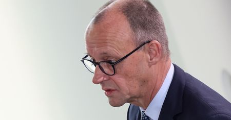 Niemiecka policja udaremniła atak. Celem samolot kanclerza