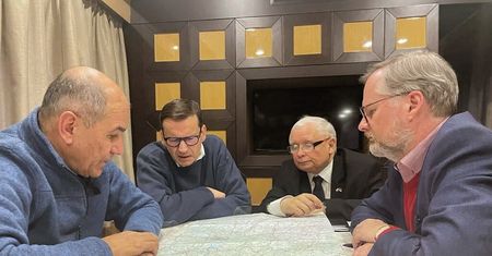 Rosjanie wiedzieli o wizycie Kaczyńskiego i Morawieckiego? "Nie jest problem zaatakować"