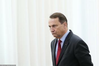 Sikorski pokazał list do prezydenta. "Bez odpowiedzi"
