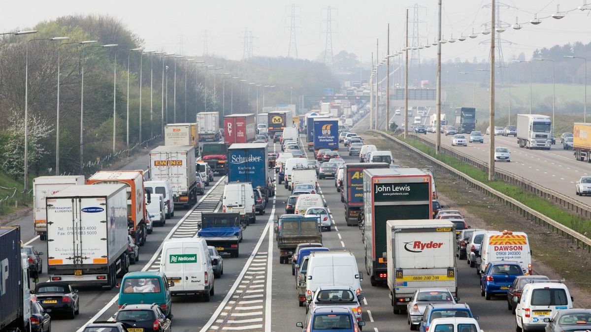 Wielka Brytania w panice. Brakuje kierowców, a to może załamać gospodarkę 
