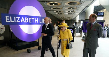 W Londynie rusza Elizabeth Line. Nowa linia kolejowa kosztowała 19 mld funtów