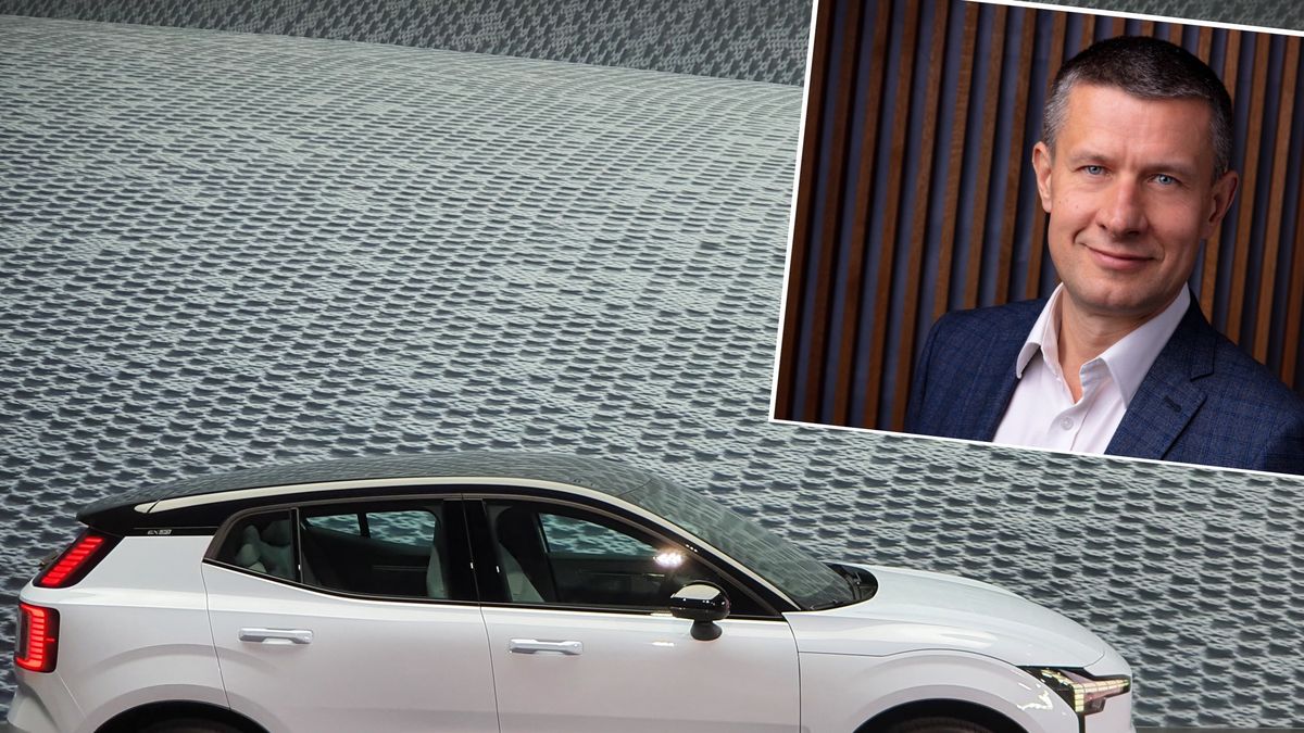 Arkadiusz Nowiński i EX30