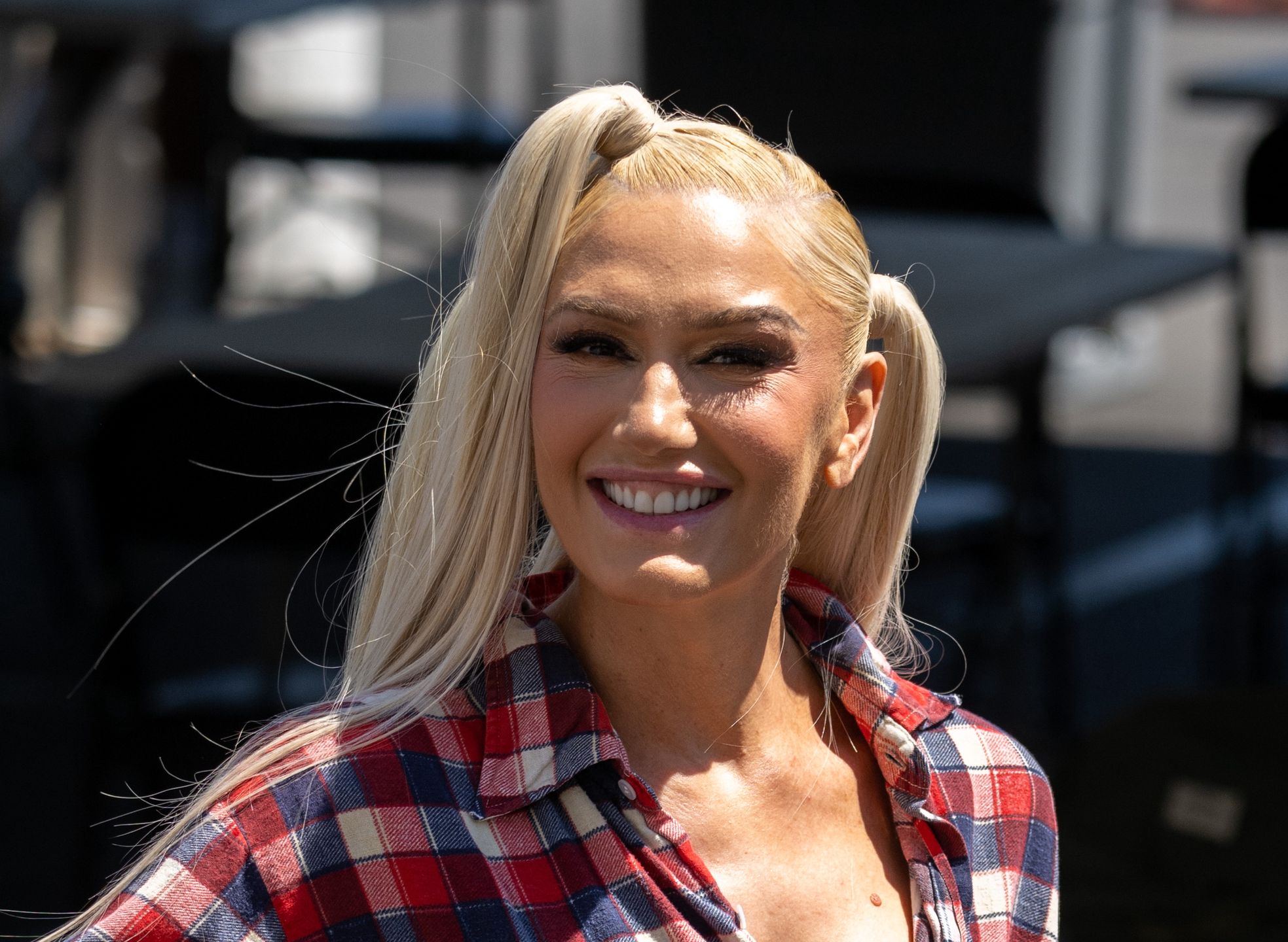 Gwen Stefani zmierza na wywiad do Jimmy'ego Kimmela