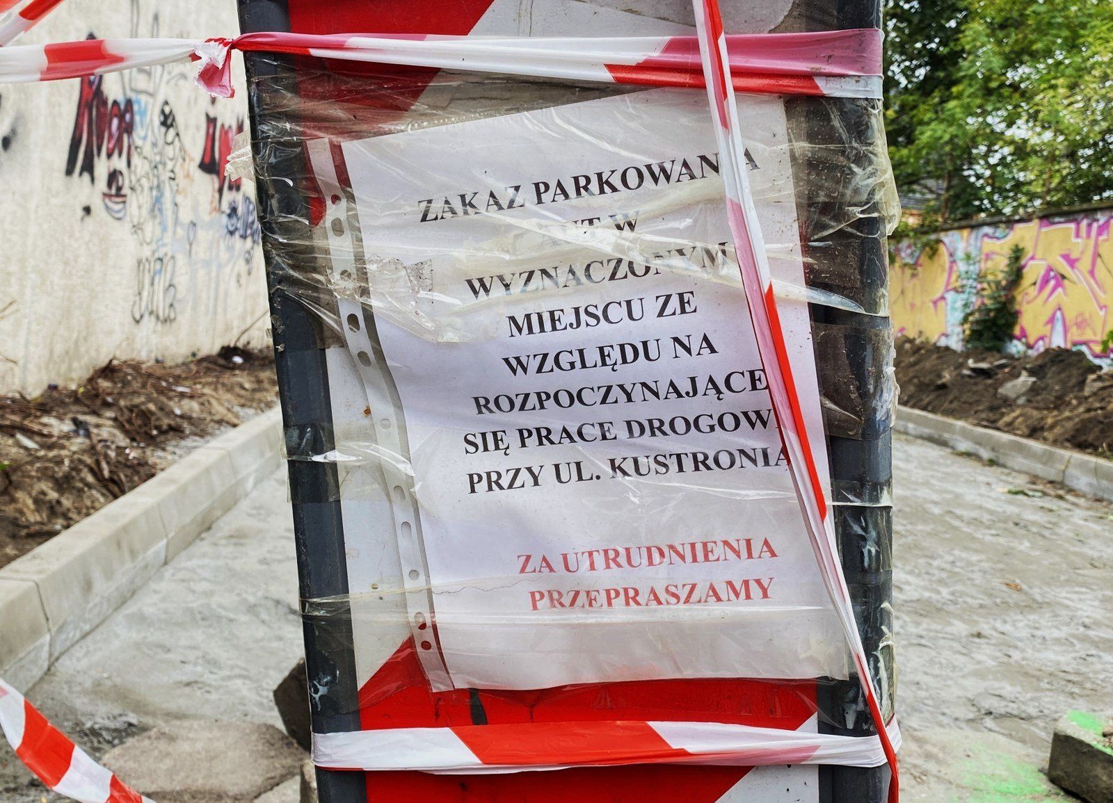 Budowa parkingu przy ćwiczni w Lesznie