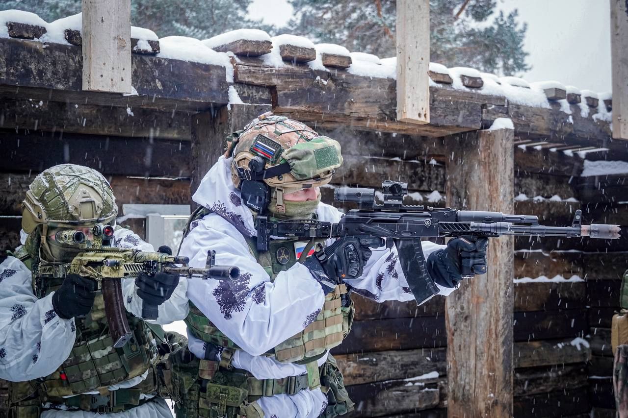 Rosgwardia zepchnięta. Mają przeprowadzić "taktyczne wywrotowe naloty"