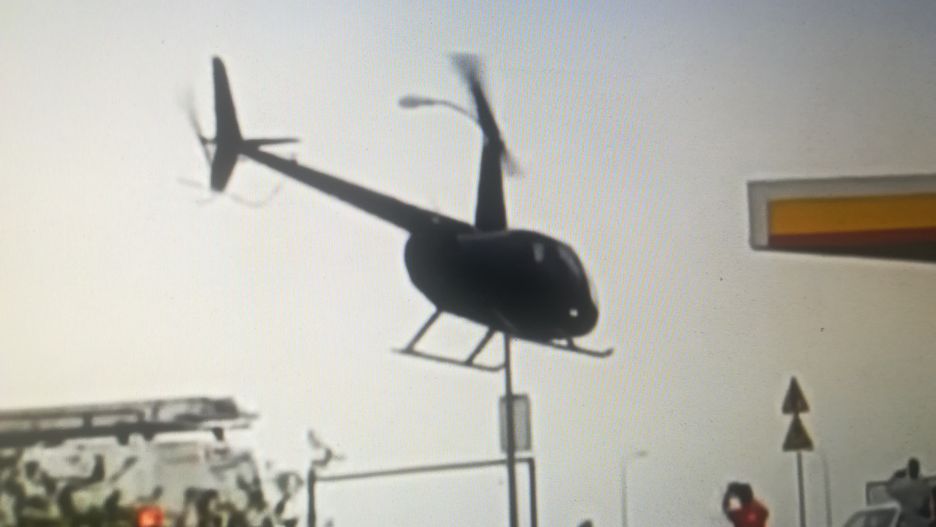 Sprawę lądowania helikoptera na stacji paliw w Garwolinie bada policja pod nadzorem prokuratury