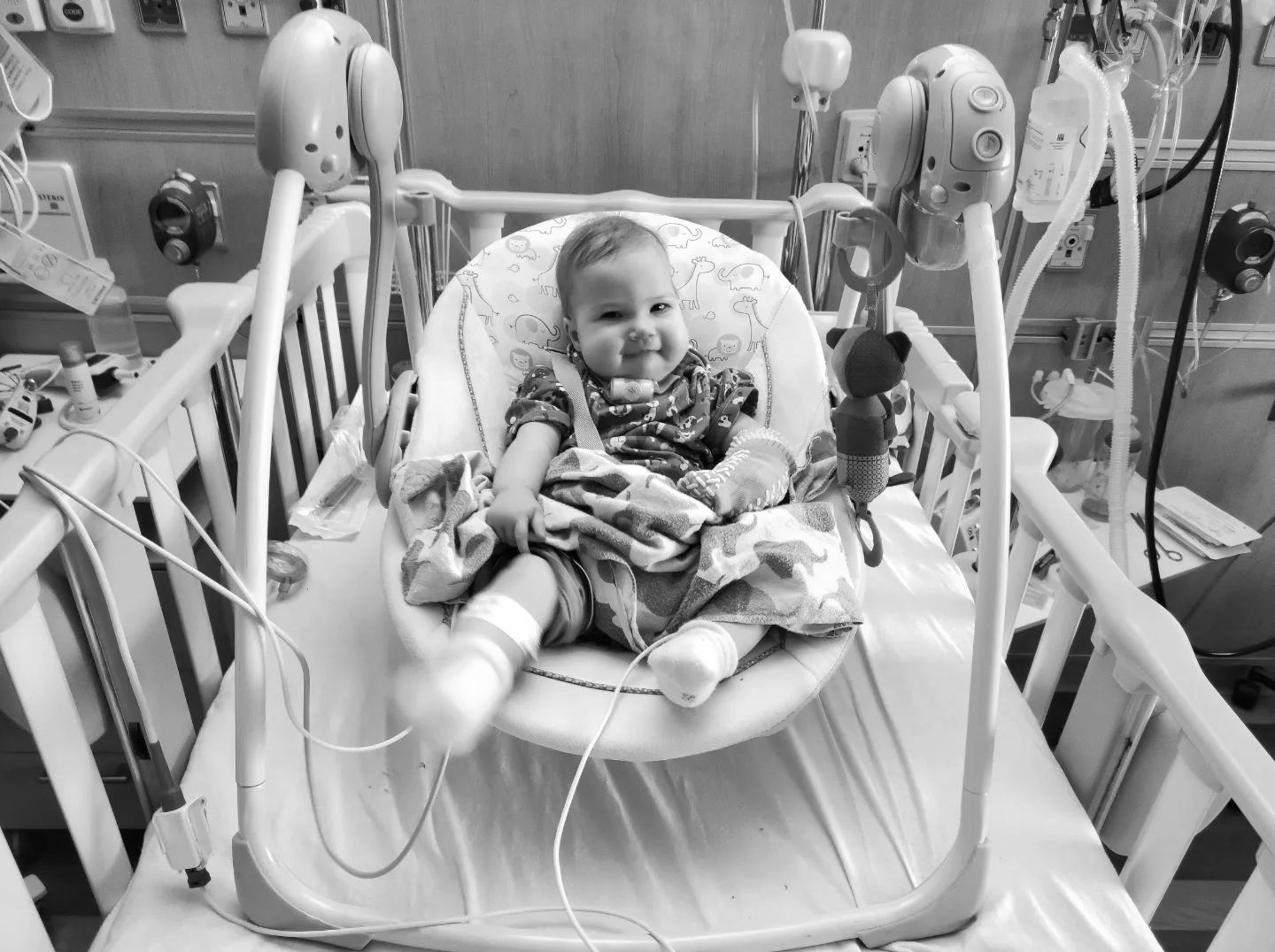 W zbiórkę na leczenie dziewczynki zaangażowała się cała Polska. W lipcu skończyłaby roczek