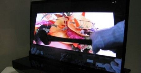 HDTVmania: LG pokazuje twardy OLED 15″