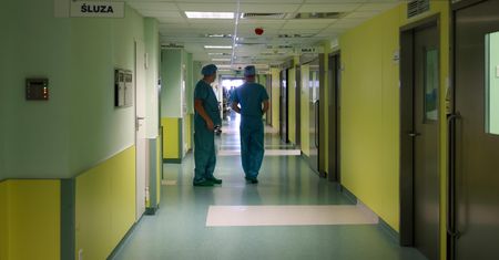 Pensje lekarzy owiane tajemnicą. "Ja tyle nie dostaję"