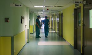 Pensje lekarzy owiane tajemnicą. "Ja tyle nie dostaję"