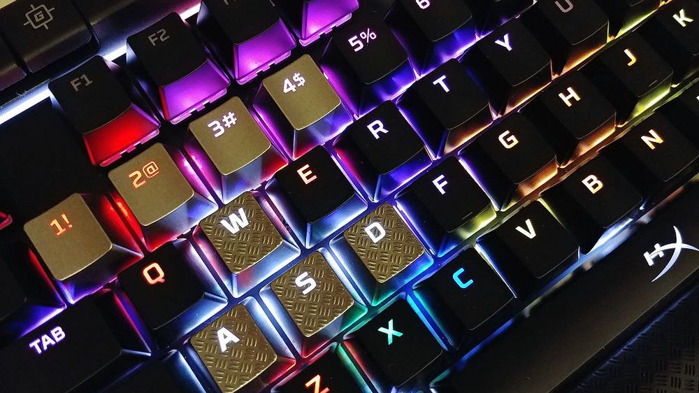 HyperX prezentuje nową klawiaturę dla graczy. Na zdjęciu model Alloy RGB, fot. Oskar Ziomek
