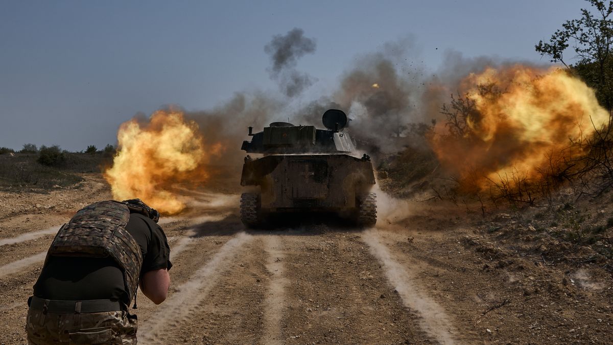 KHERSON REGION, UKRAINE - APRIL 27: The 37th separate brigade of marines performs a combat mission in support of the infantry on the left bank of the Dnipro. Ukrainian soldiers operate a 2S1 Gvozdika ("Carnation") self-propelled howitzer on April 27, 2024 in Kherson region, Ukraine. The Soviet-era gun uses 122mm shells, which Ukraine procures from abroad. The Ukrainian government has told its Western allies that it is in desperate need of weapons and ammunition as it defends itself from the large-scale attack that Russia launched in February 2022.  (Photo by Kostiantyn Liberov/Libkos/Getty Images)