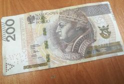 Zapłacił 200 zł w piekarni, może trafić za kratki. Winny banknot